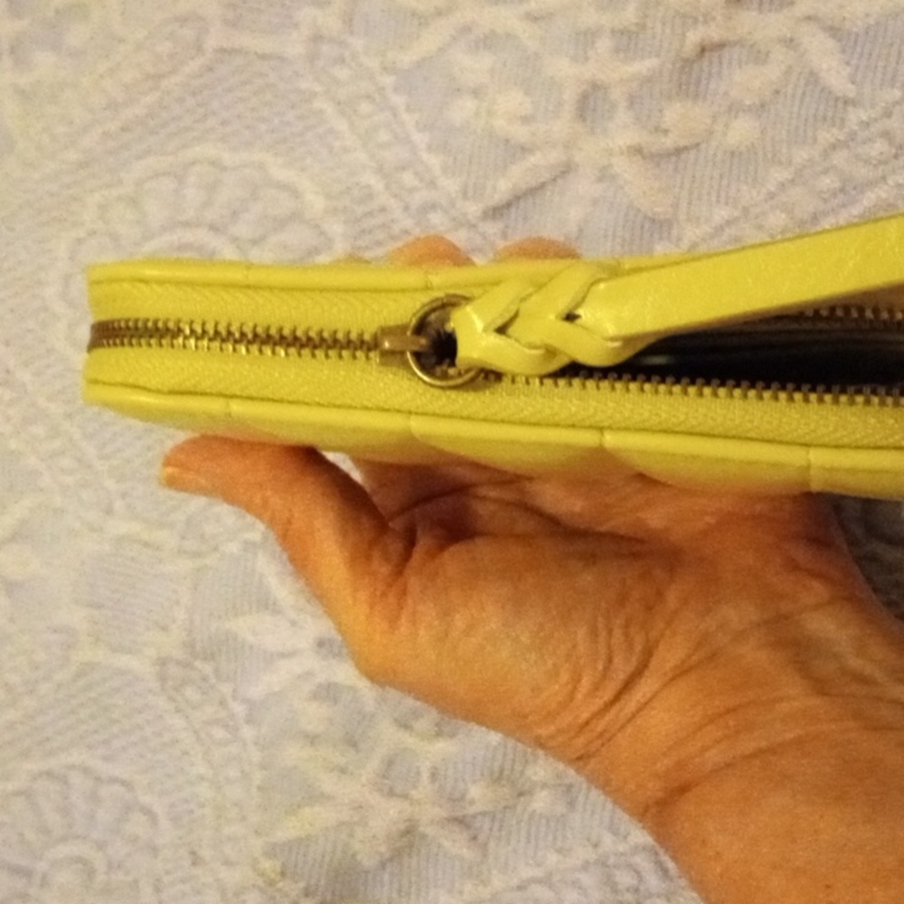 Universal Thread Lemon/Lime Zip Around Wallet, Nw… - image 8